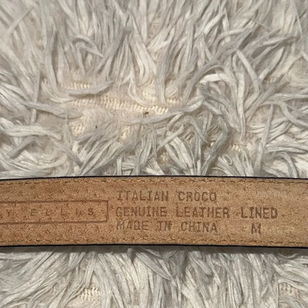 ⸻  🖤 Perry Ellis Black Italian Croco Belt – Size M 🐊 Gold Buckle Elegance